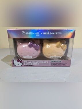 The Crème Shop limited edition 3D Aromatherapy Hello Kitty Bath Bomb Duo